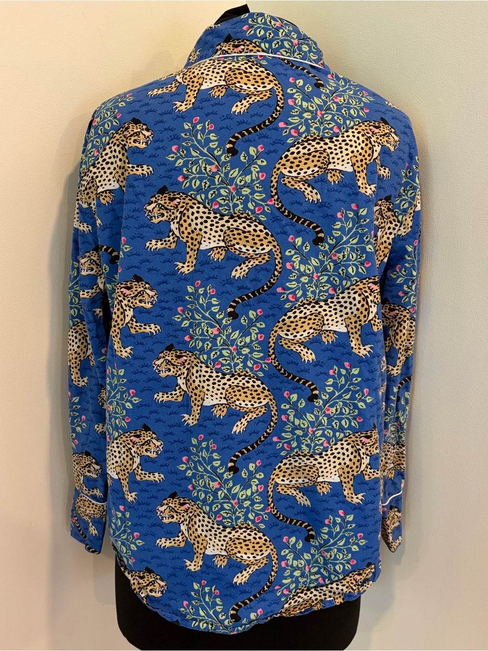 Printfresh Bagheera Long Sleep Pajama Top in Blue Leopard Cotton medium - Picture 7 of 10
